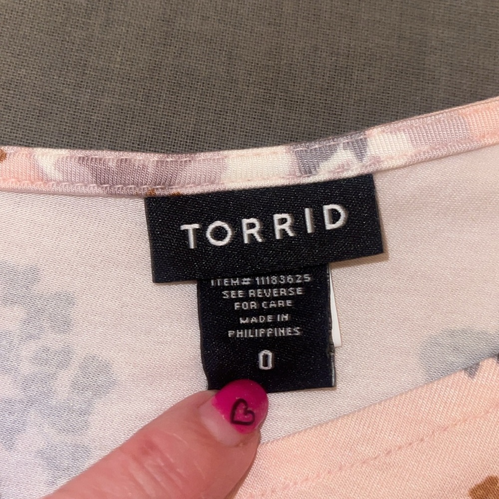 Torrid Pink Floral Camisole with Relaxed Fit - Picture 4 of 4